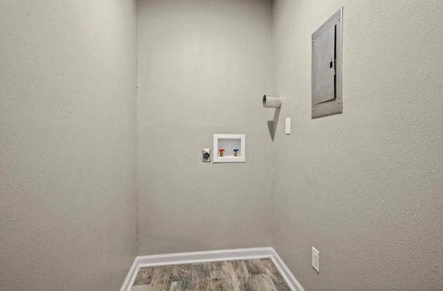 3435 Balboa Circle 8, Montgomery, TX 77356