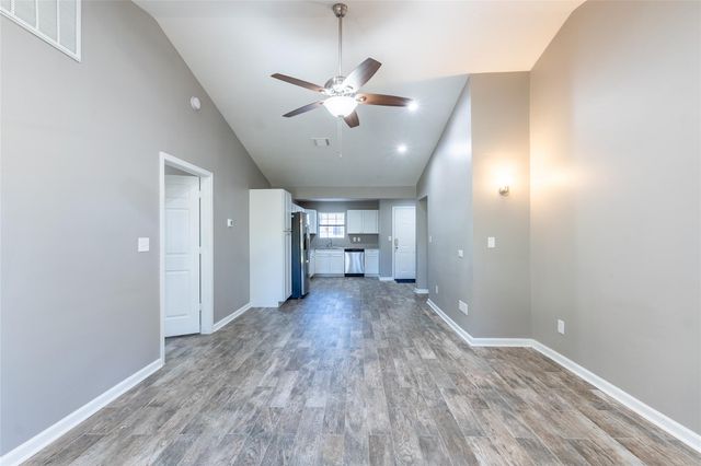 3435 Balboa Circle 8, Montgomery, TX 77356