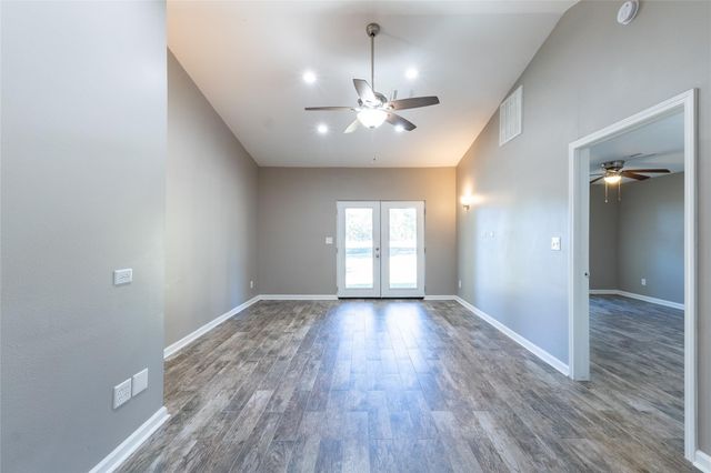 3435 Balboa Circle 8, Montgomery, TX 77356