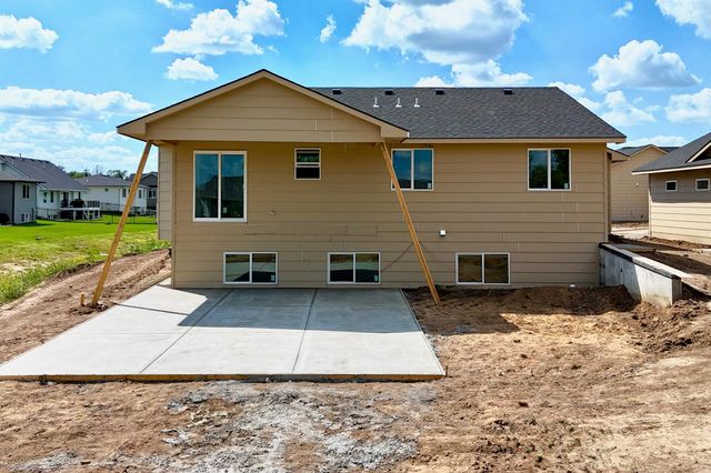 5518 N St. Paul Ct., Wichita, KS 67204