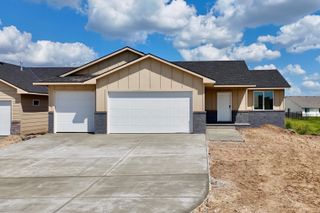 5518 N St. Paul Ct., Wichita, KS 67204