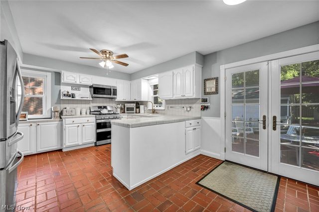24103 Bruce Road, Bay Village, OH 44140