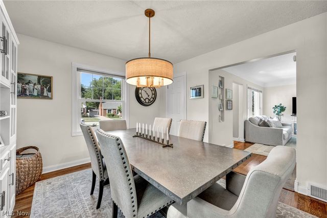 24103 Bruce Road, Bay Village, OH 44140