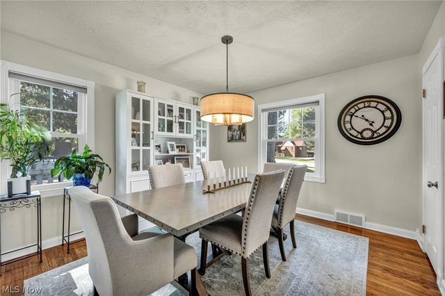 24103 Bruce Road, Bay Village, OH 44140