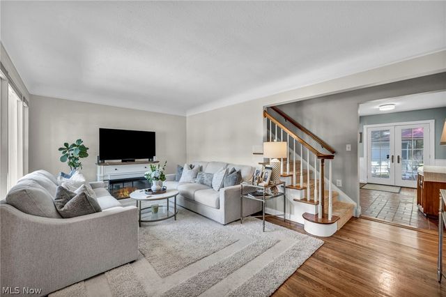 24103 Bruce Road, Bay Village, OH 44140