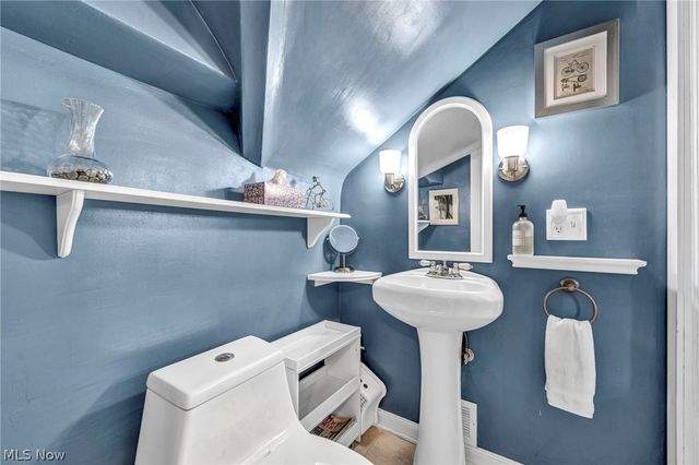 24103 Bruce Road, Bay Village, OH 44140