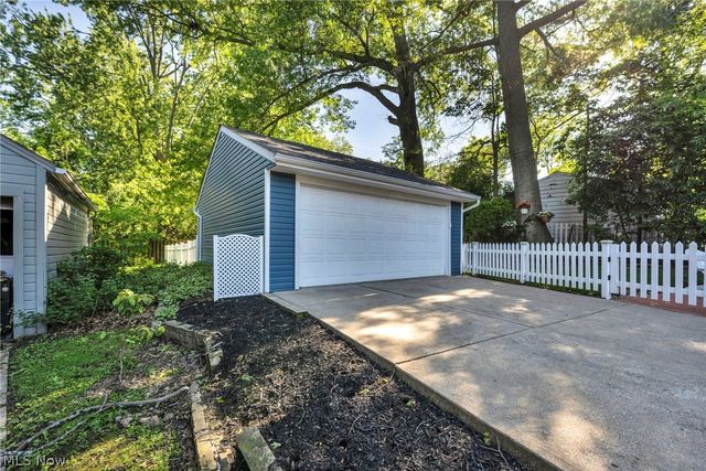 24103 Bruce Road, Bay Village, OH 44140