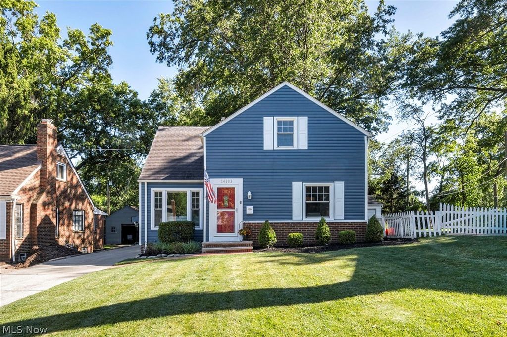 24103 Bruce Road, Bay Village, OH 44140