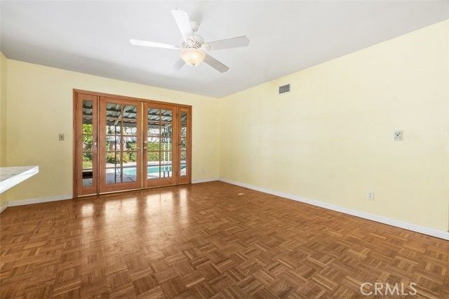 20159 Londelius Street, Winnetka (los Angeles), CA 91306