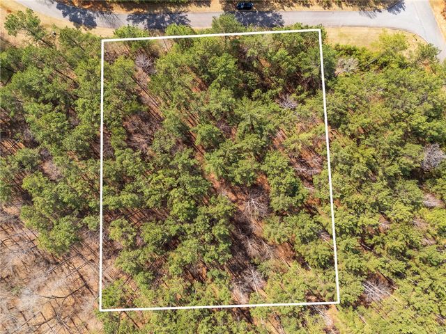 105 Hawks Bay Court, Six Mile, SC 29682