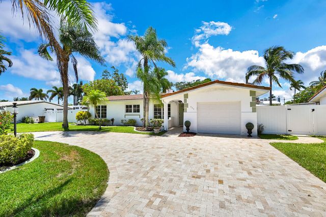 904 SE 12th Street, Deerfield Beach, FL 33441
