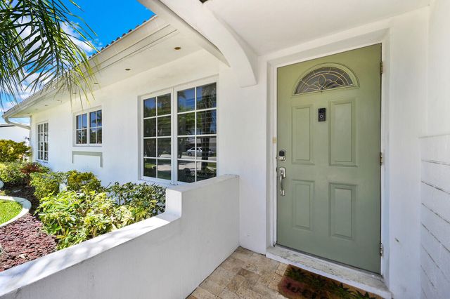 904 SE 12th Street, Deerfield Beach, FL 33441