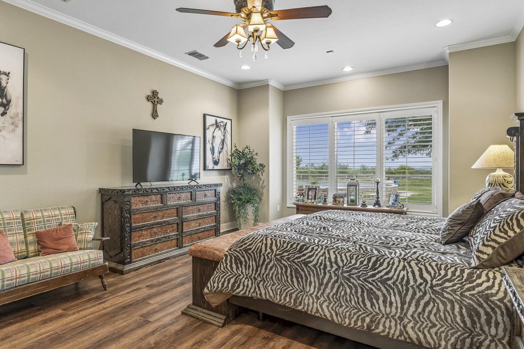 Image 20 of property listing at 15901 Fm 2402, Paint Rock, TX 76866