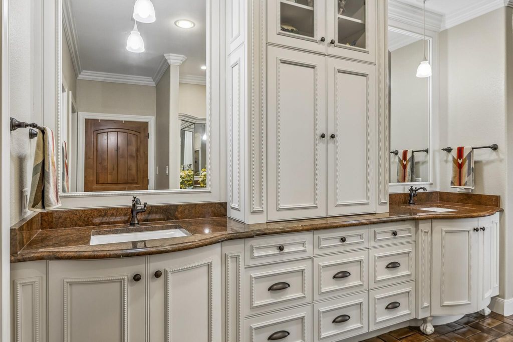 Image 22 of property listing at 15901 Fm 2402, Paint Rock, TX 76866