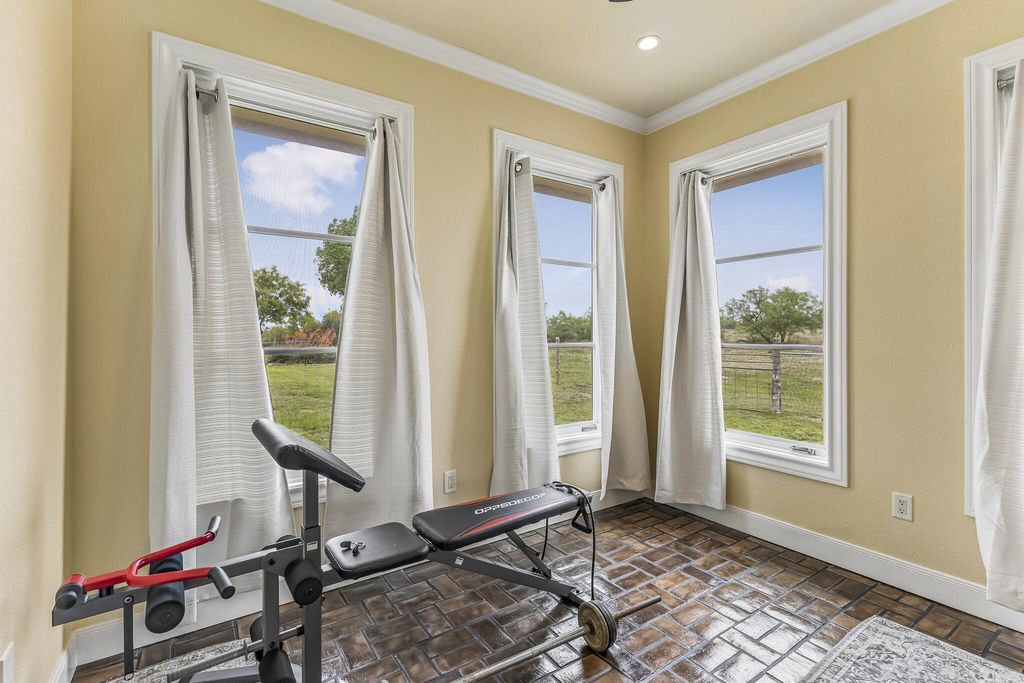 Image 28 of property listing at 15901 Fm 2402, Paint Rock, TX 76866