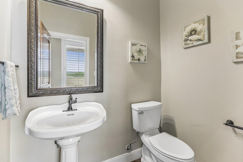 Image 39 of property listing at 15901 Fm 2402, Paint Rock, TX 76866
