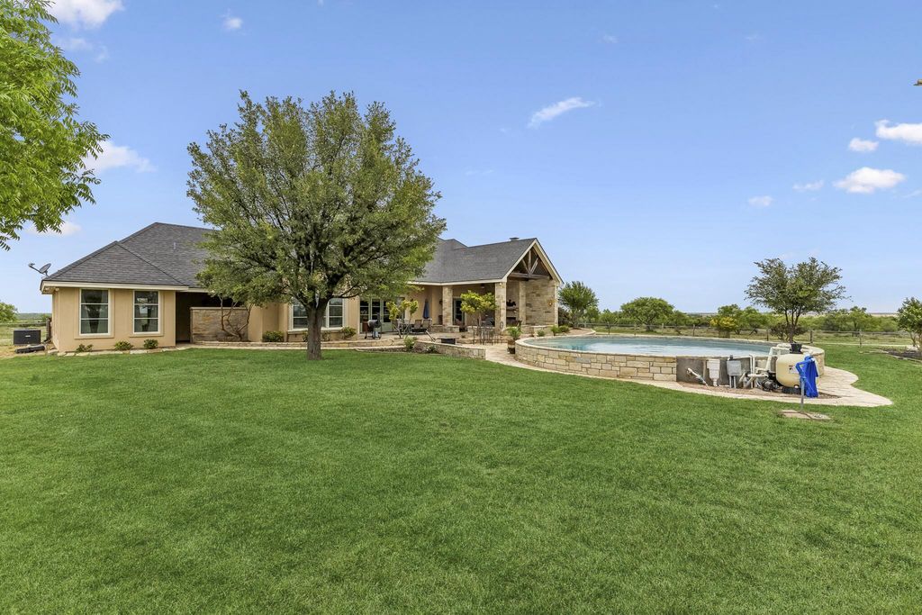 Image 41 of property listing at 15901 Fm 2402, Paint Rock, TX 76866