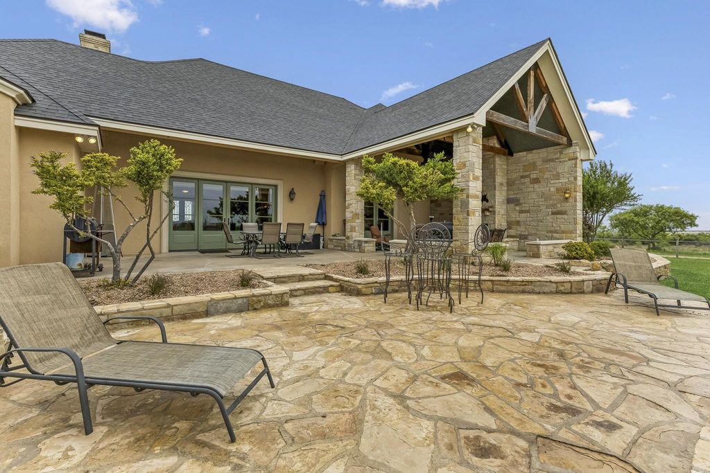 Image 42 of property listing at 15901 Fm 2402, Paint Rock, TX 76866