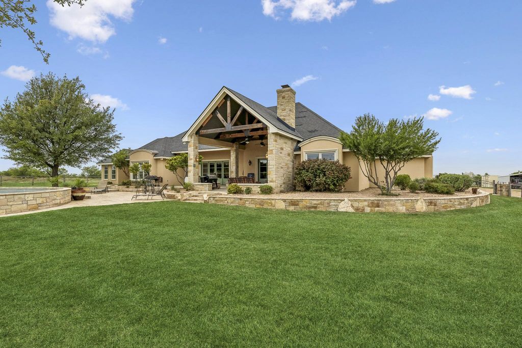 Image 44 of property listing at 15901 Fm 2402, Paint Rock, TX 76866