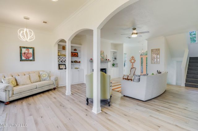6105 Mary Mahoney Drive, Ocean Springs, MS 39564