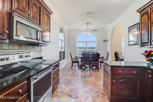 6105 Mary Mahoney Drive, Ocean Springs, MS 39564