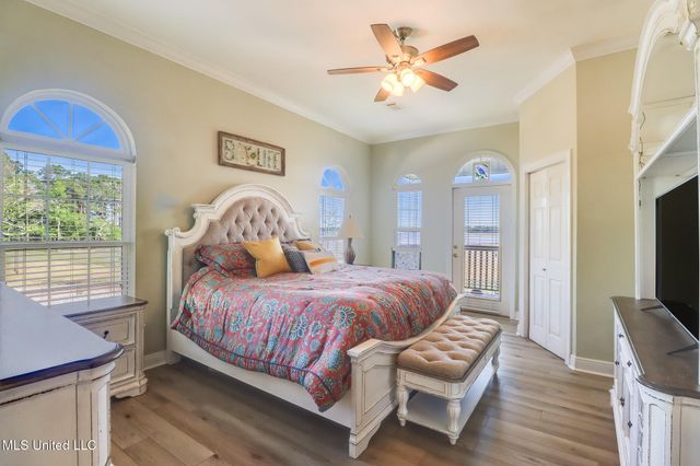 6105 Mary Mahoney Drive, Ocean Springs, MS 39564