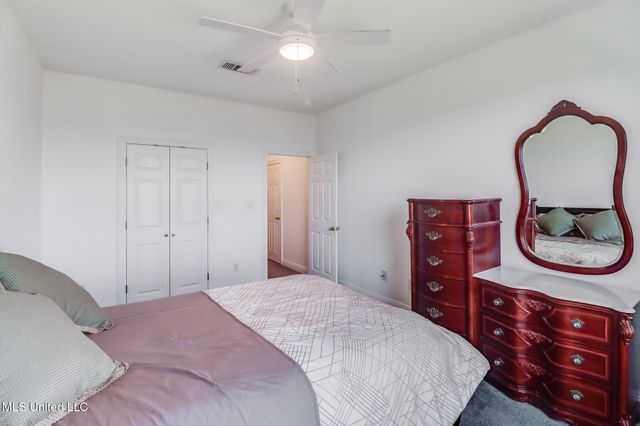 6105 Mary Mahoney Drive, Ocean Springs, MS 39564