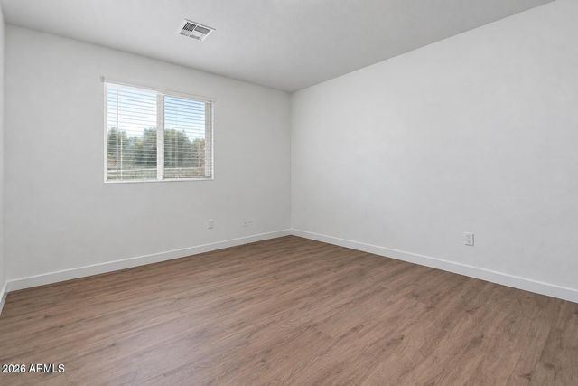 1934 E CARVER Drive, Phoenix, AZ 85040