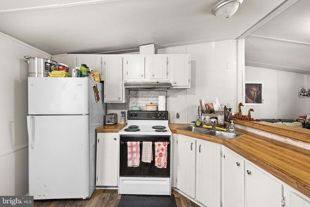 9004 THORNTON ROLLING RD, Fredericksburg, VA 22408