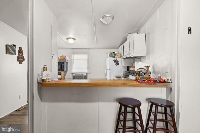 9004 THORNTON ROLLING RD, Fredericksburg, VA 22408