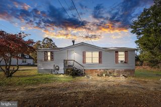 9004 THORNTON ROLLING RD, Fredericksburg, VA 22408