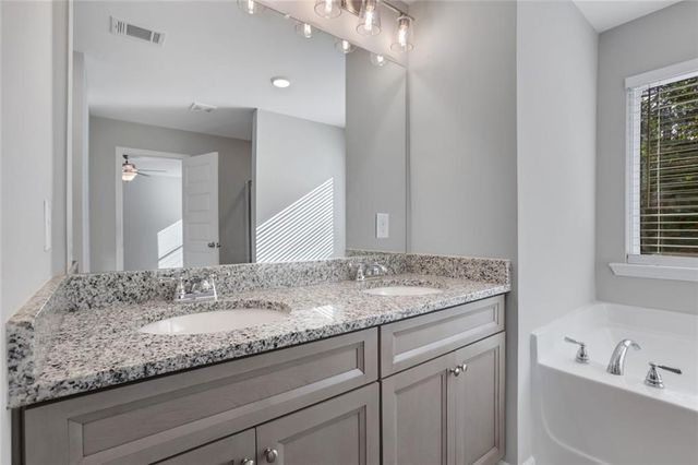 236 Eva Way NE, Cartersville, GA 30121