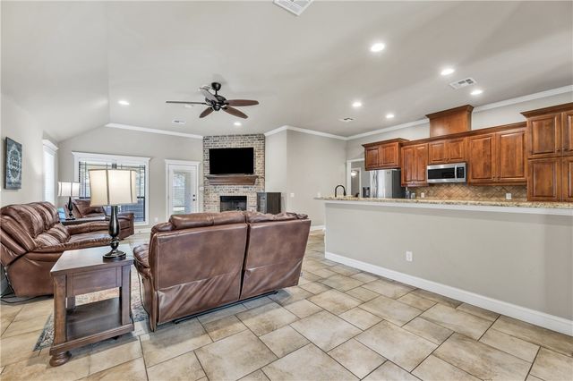 4224 Little Rock Court, College Station, TX 77845