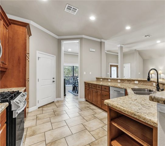 4224 Little Rock Court, College Station, TX 77845