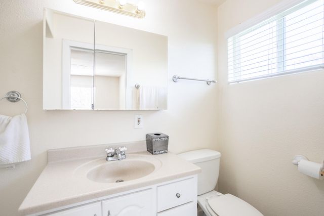 18962 Gas Point Road, Cottonwood, CA 96022