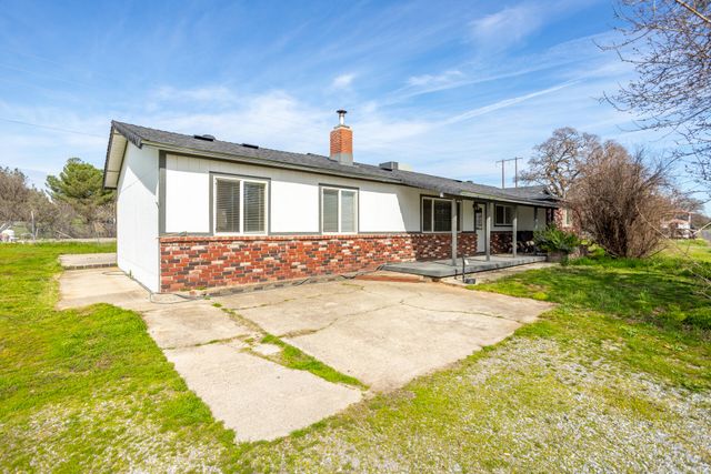 18962 Gas Point Road, Cottonwood, CA 96022