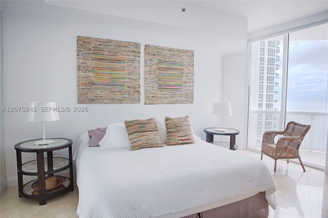 15811 Collins Ave 2303, Sunny Isles Beach, FL 33160