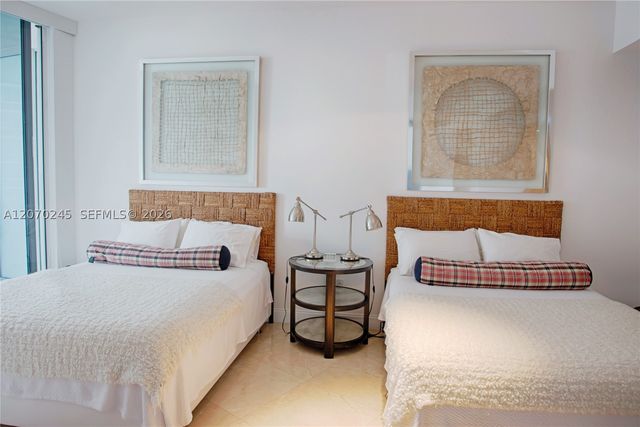 15811 Collins Ave 2303, Sunny Isles Beach, FL 33160