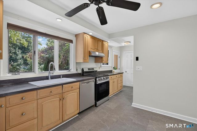 58 Myra Road, Hamden, CT 06517