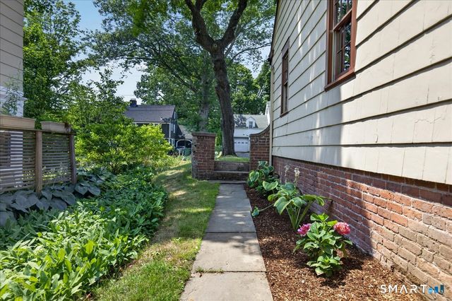 58 Myra Road, Hamden, CT 06517