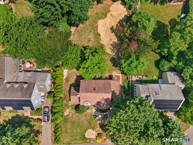 58 Myra Road, Hamden, CT 06517