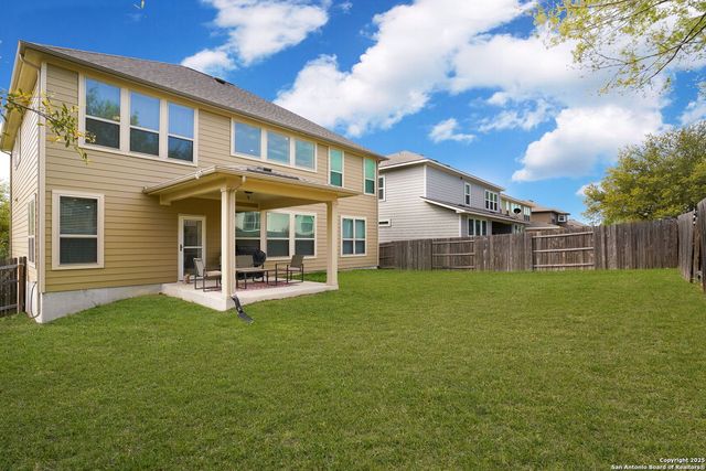 228 Comanche, Cibolo, TX 78108