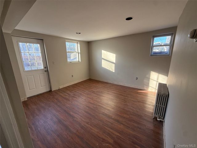 41 Gibson Avenue, White Plains, NY 10607