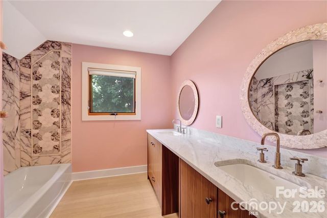 8 Nottingham Drive, Candler, NC 28715