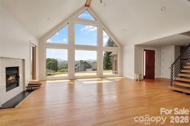 8 Nottingham Drive, Candler, NC 28715