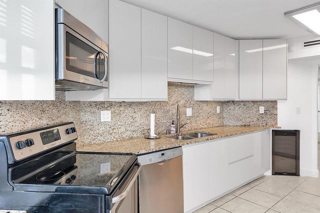 1340 S Ocean Boulevard 1106, Pompano Beach, FL 33062