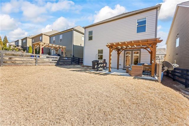 6520 Crosscreek Lane, Flowery Branch, GA 30542