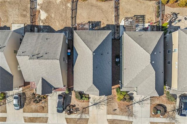 6520 Crosscreek Lane, Flowery Branch, GA 30542