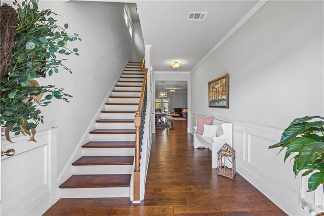 6520 Crosscreek Lane, Flowery Branch, GA 30542