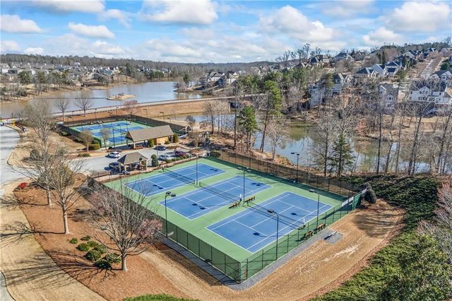 6520 Crosscreek Lane, Flowery Branch, GA 30542